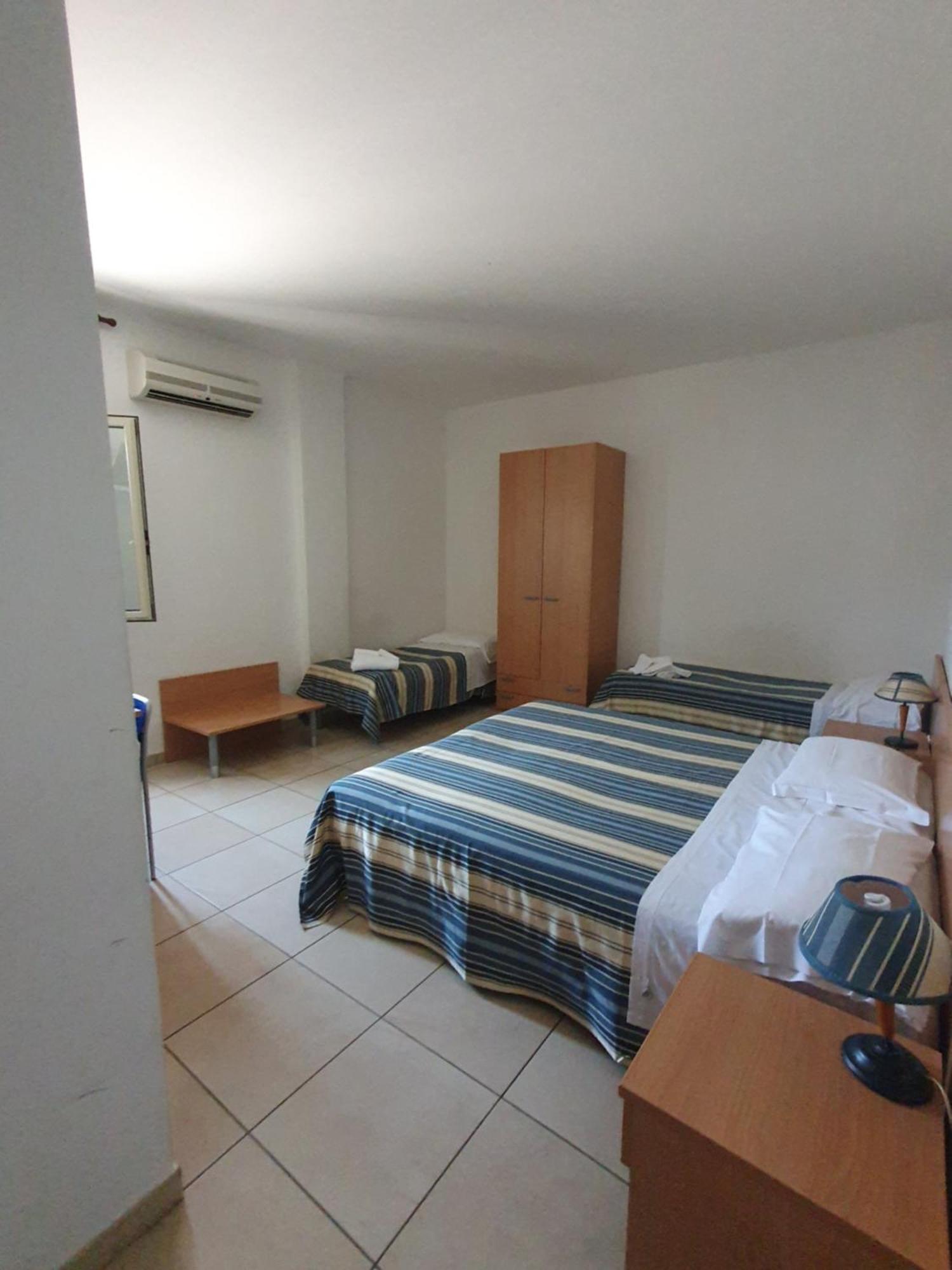 Hotel Il Timone Specchiolla Zimmer foto