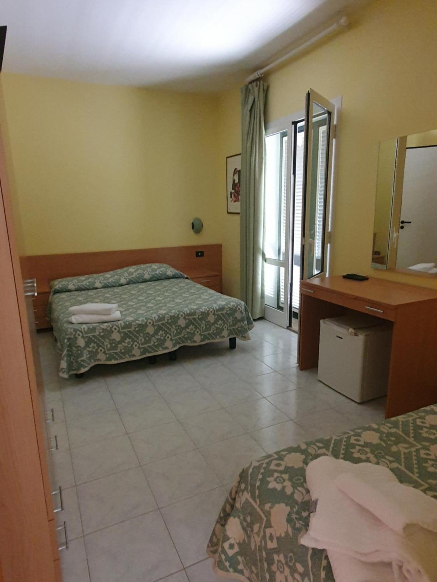 Hotel Il Timone Specchiolla Zimmer foto